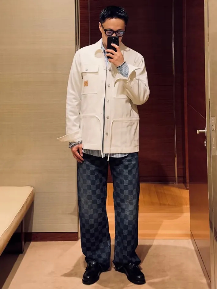 Louis Vuitton/ Damier